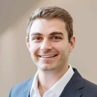Headshot of Stefan Knipp